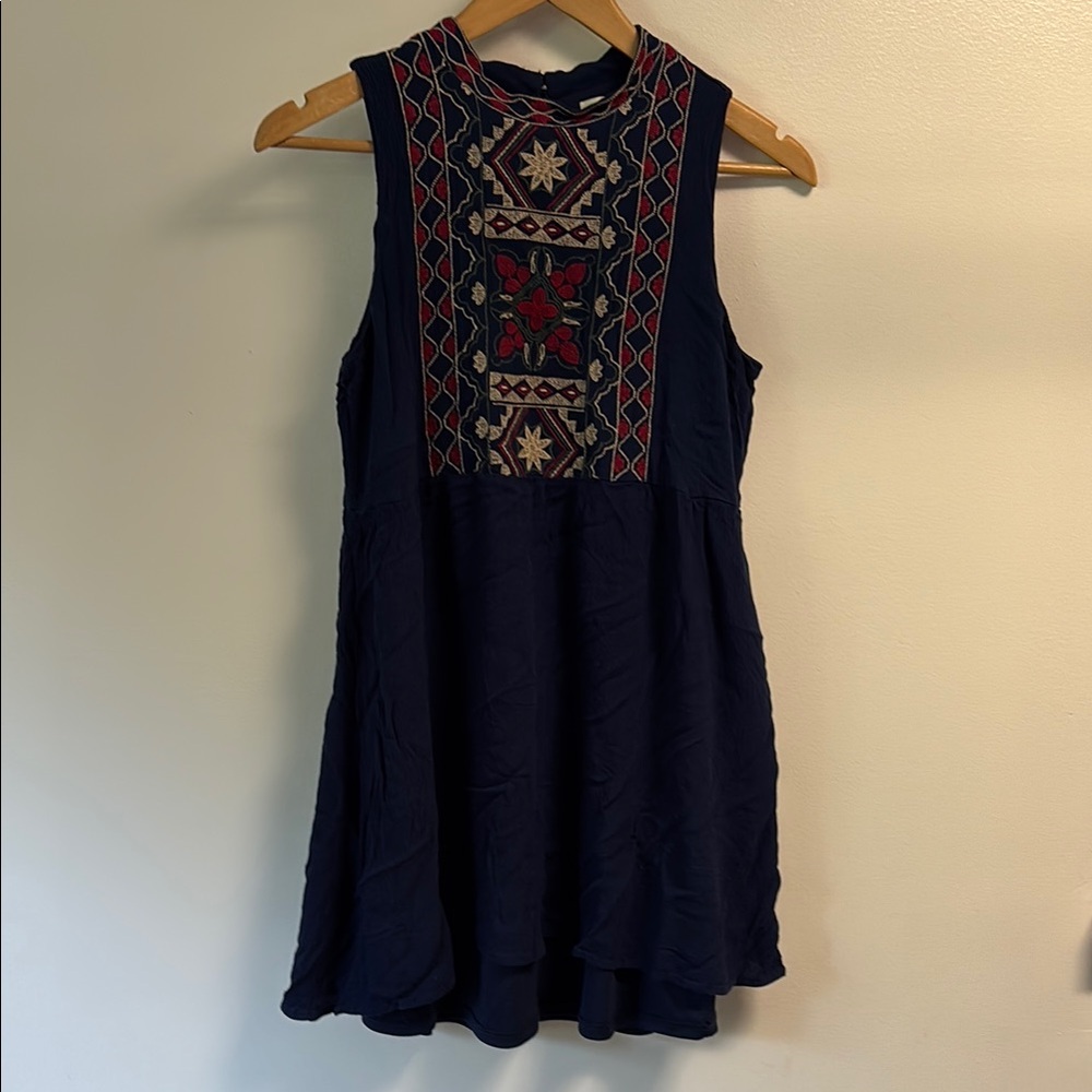Miami Navy Sleeveless Dress with Embroidered Detail sz M